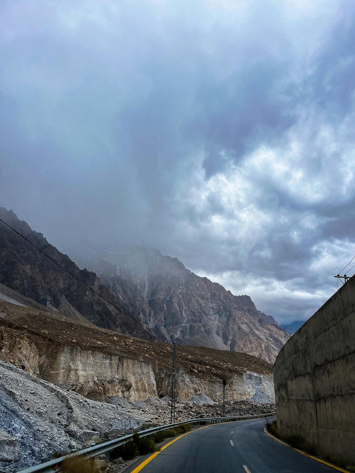 From Dust to Snow - Baltistan, Karakoram Highway, Upper Hunza, Shimshal & Indus Gorge